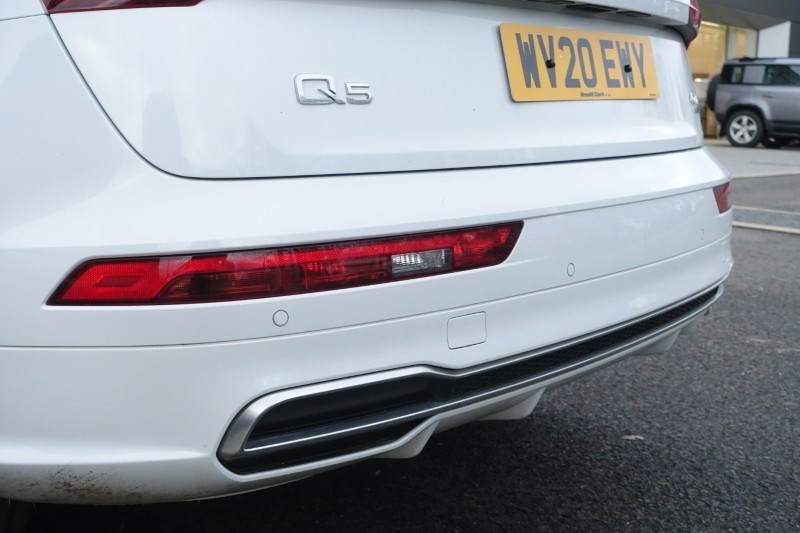 2020 (20) AUDI Q5 40 TDI Quattro S Line 5dr S Tronic 4866253
