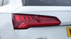 2020 (20) AUDI Q5 40 TDI Quattro S Line 5dr S Tronic 4866244