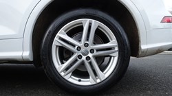 2020 (20) AUDI Q5 40 TDI Quattro S Line 5dr S Tronic 4866254