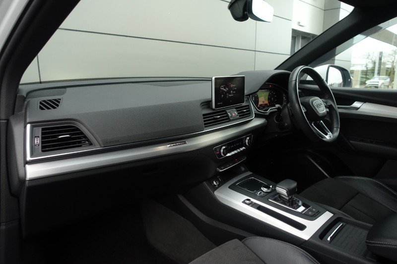 2020 (20) AUDI Q5 40 TDI Quattro S Line 5dr S Tronic 4866283