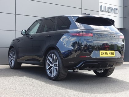 2025 (75) LAND ROVER RANGE ROVER SPORT 3.0 D300 Dynamic SE 5dr Auto