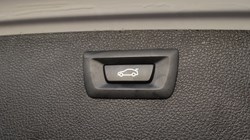 2017 (17) BMW 3 SERIES 320d xDrive M Sport 5dr Step Auto 4847438