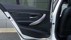 2017 (17) BMW 3 SERIES 320d xDrive M Sport 5dr Step Auto 4847470