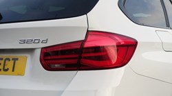 2017 (17) BMW 3 SERIES 320d xDrive M Sport 5dr Step Auto 4847436