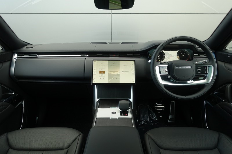 2025 (75) LAND ROVER RANGE ROVER 3.0 D350 SE 4dr Auto 4834653