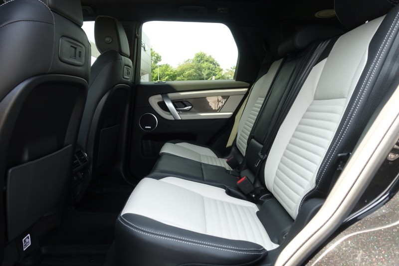 2025 (75) LAND ROVER DISCOVERY SPORT 2.0 D200 Metropolitan 5dr Auto [5 Seat] 5627171