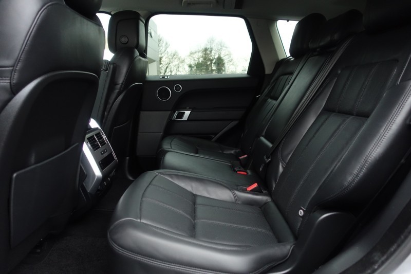 2021 (71) LAND ROVER RANGE ROVER SPORT 3.0 D250 HSE 5dr Auto 4899916