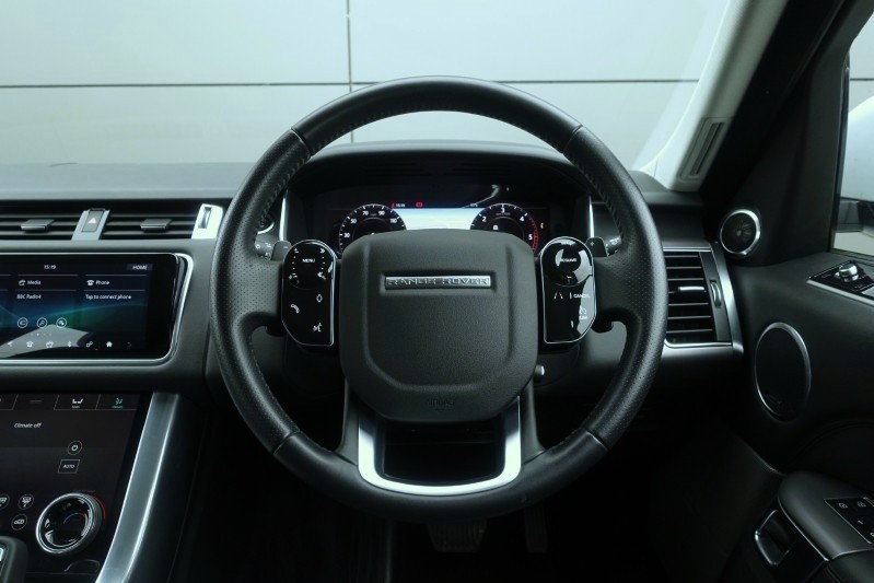 2021 (71) LAND ROVER RANGE ROVER SPORT 3.0 D250 HSE 5dr Auto 4899927