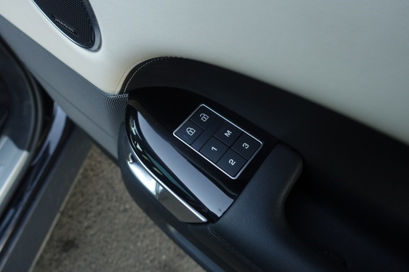 2021 (71) LAND ROVER RANGE ROVER SPORT 3.0 D300 HSE Silver 5dr Auto 4920523