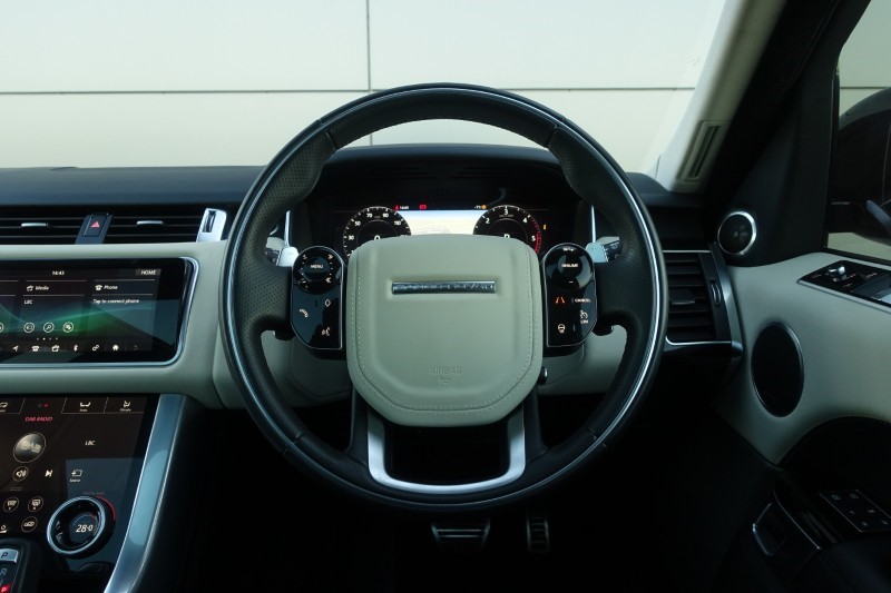 2021 (71) LAND ROVER RANGE ROVER SPORT 3.0 D300 HSE Silver 5dr Auto 4920491