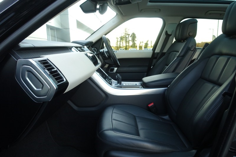 2021 (71) LAND ROVER RANGE ROVER SPORT 3.0 D300 HSE Silver 5dr Auto 4920479