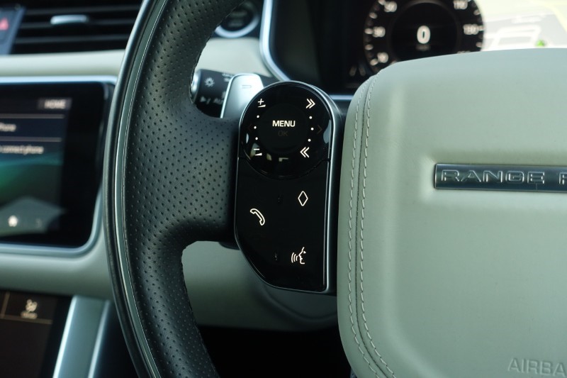 2021 (71) LAND ROVER RANGE ROVER SPORT 3.0 D300 HSE Silver 5dr Auto 4920511