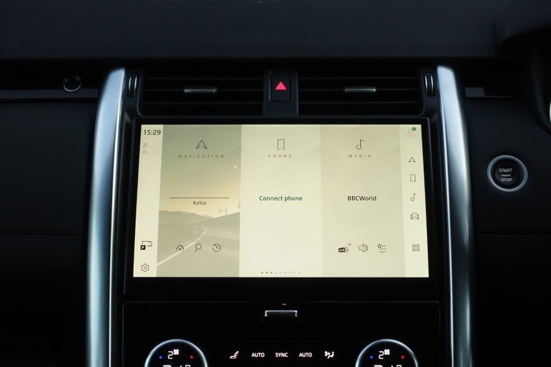 2022 (22) LAND ROVER DISCOVERY 3.0 D300 S 5dr Auto 4900156