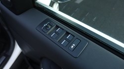 2022 (22) LAND ROVER DISCOVERY 3.0 D300 S 5dr Auto 4900190