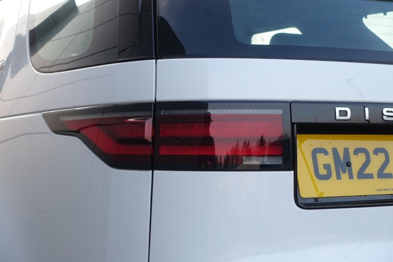 2022 (22) LAND ROVER DISCOVERY 3.0 D300 S 5dr Auto 4900161