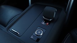 2022 (22) LAND ROVER DISCOVERY 3.0 D300 S 5dr Auto 4900155