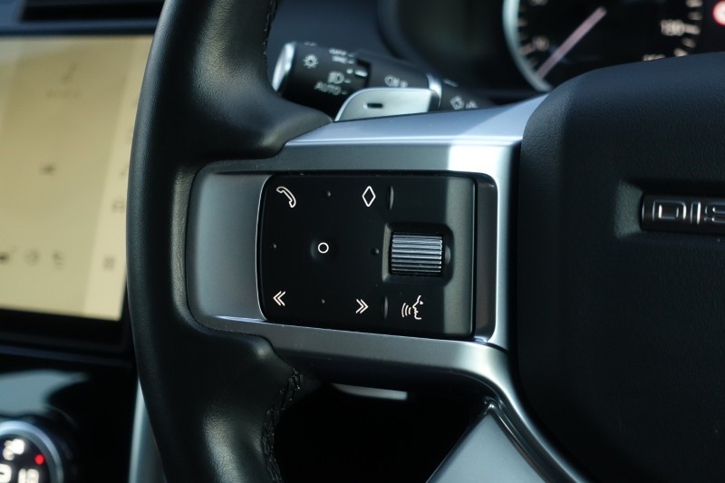 2022 (22) LAND ROVER DISCOVERY 3.0 D300 S 5dr Auto 4900179