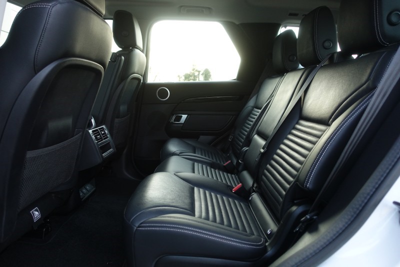 2022 (22) LAND ROVER DISCOVERY 3.0 D300 S 5dr Auto 4900146