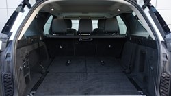 2022 (22) LAND ROVER DISCOVERY 3.0 D300 S 5dr Auto 4900152