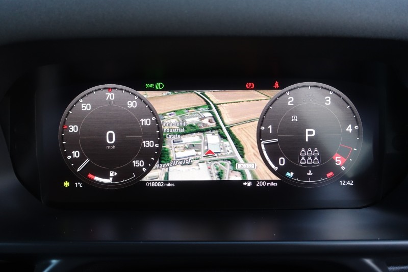 2023 (23) LAND ROVER DEFENDER 3.0 D300 X-Dynamic SE 130 5dr Auto [8 Seat] 4958511