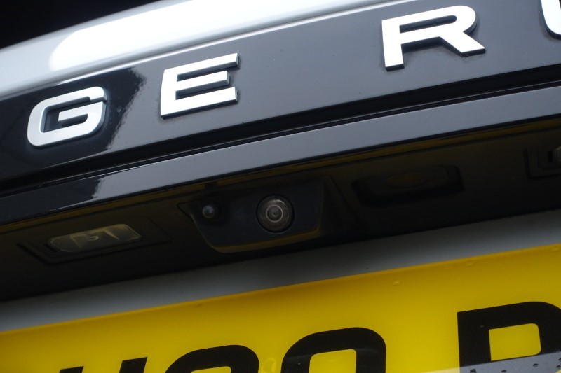 2020 (20) LAND ROVER RANGE ROVER EVOQUE 2.0 D150 5dr 2WD 4890773