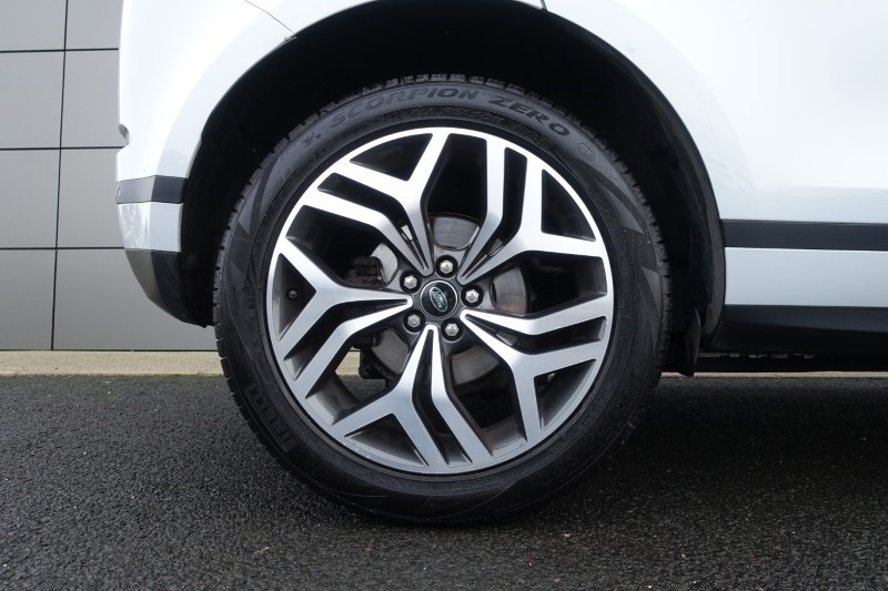 2020 (20) LAND ROVER RANGE ROVER EVOQUE 2.0 D150 5dr 2WD 4890771
