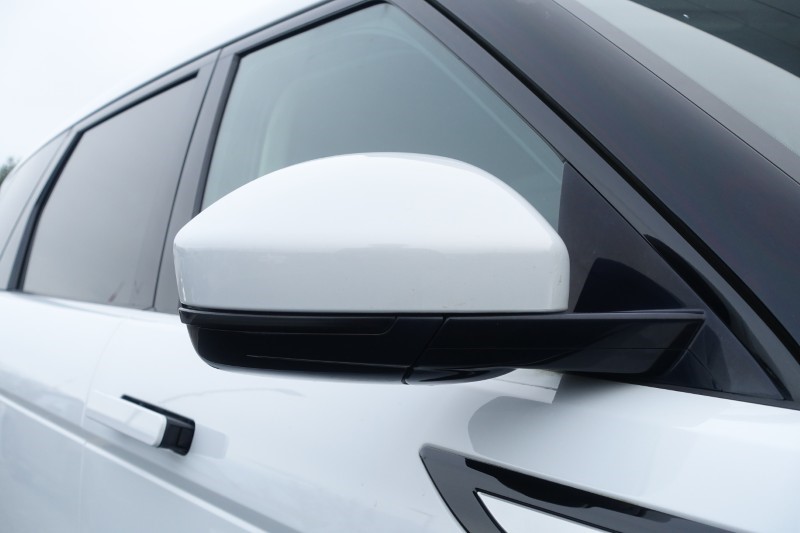 2020 (20) LAND ROVER RANGE ROVER EVOQUE 2.0 D150 5dr 2WD 4890768