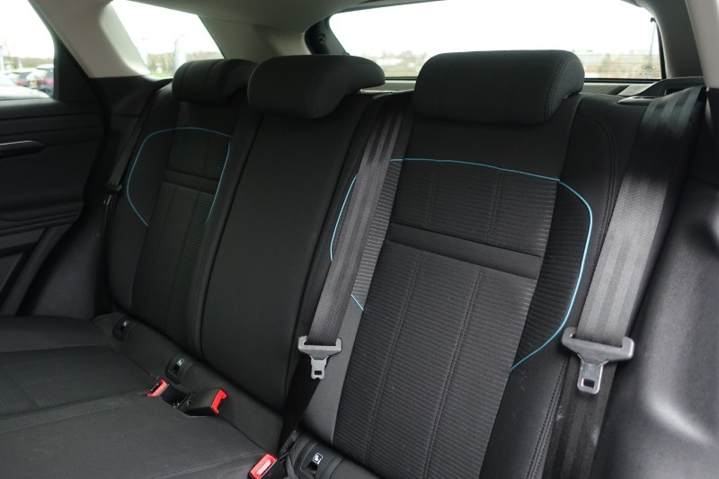 2020 (20) LAND ROVER RANGE ROVER EVOQUE 2.0 D150 5dr 2WD 4890793