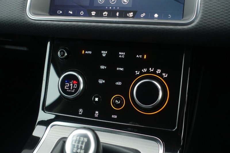 2020 (20) LAND ROVER RANGE ROVER EVOQUE 2.0 D150 5dr 2WD 4890783