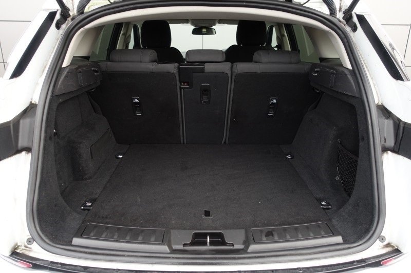 2020 (20) LAND ROVER RANGE ROVER EVOQUE 2.0 D150 5dr 2WD 4890757