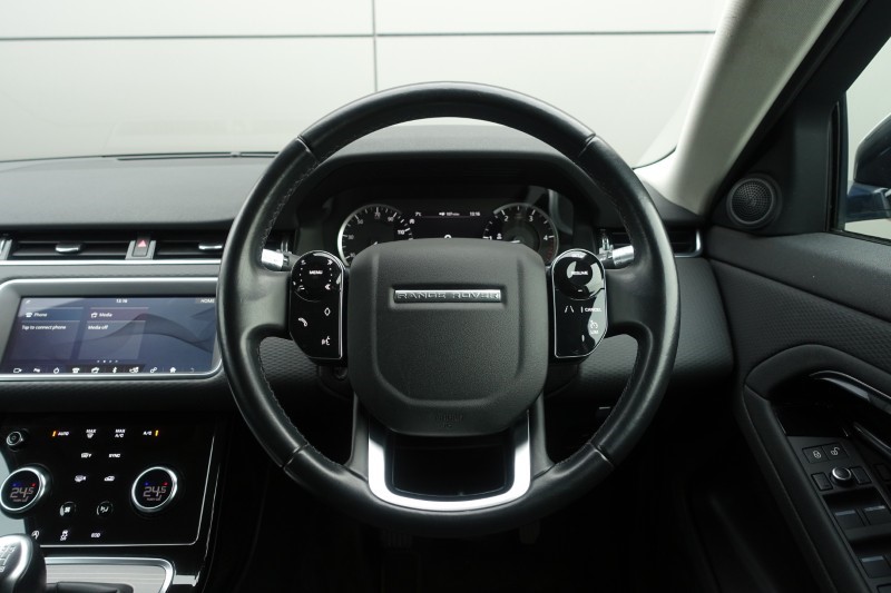 2020 (20) LAND ROVER RANGE ROVER EVOQUE 2.0 D150 5dr 2WD 4890762
