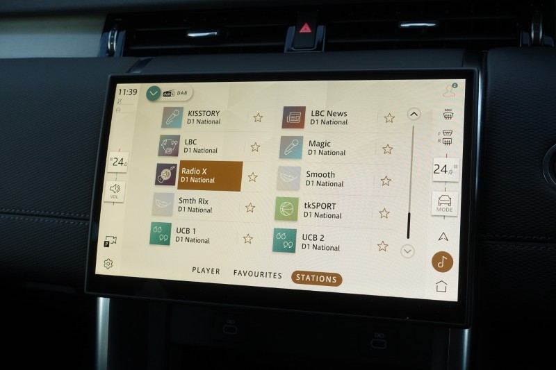 2024 (24) LAND ROVER DISCOVERY SPORT 2.0 D200 Dynamic SE 5dr Auto [5 Seat] 4942118