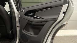 2025 (74) LAND ROVER RANGE ROVER EVOQUE 2.0 D200 Dynamic SE 5dr Auto 4858905