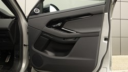 2025 (74) LAND ROVER RANGE ROVER EVOQUE 2.0 D200 Dynamic SE 5dr Auto 4858901