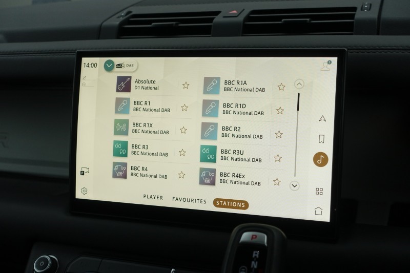 2024 (24) LAND ROVER DEFENDER 3.0 D300 X-Dynamic HSE 90 3dr Auto 4891233