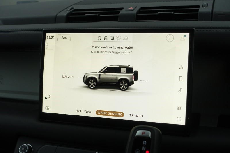 2024 (24) LAND ROVER DEFENDER 3.0 D300 X-Dynamic HSE 90 3dr Auto 4891236