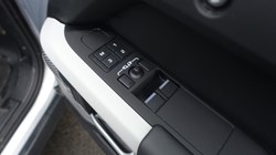 2024 (24) LAND ROVER DEFENDER 3.0 D300 X-Dynamic HSE 90 3dr Auto 4891245