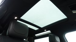 2024 (24) LAND ROVER DEFENDER 3.0 D300 X-Dynamic HSE 90 3dr Auto 4891240