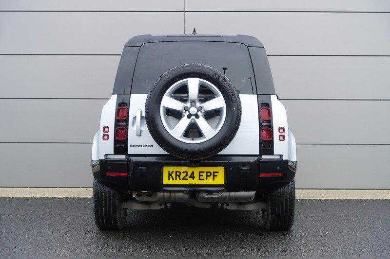 2024 (24) LAND ROVER DEFENDER 3.0 D300 X-Dynamic HSE 90 3dr Auto 4891196