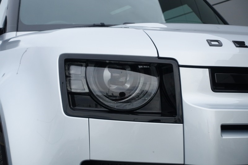 2024 (24) LAND ROVER DEFENDER 3.0 D300 X-Dynamic HSE 90 3dr Auto 4891207