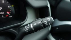 2024 (24) LAND ROVER DEFENDER 3.0 D300 X-Dynamic HSE 90 3dr Auto 4891228