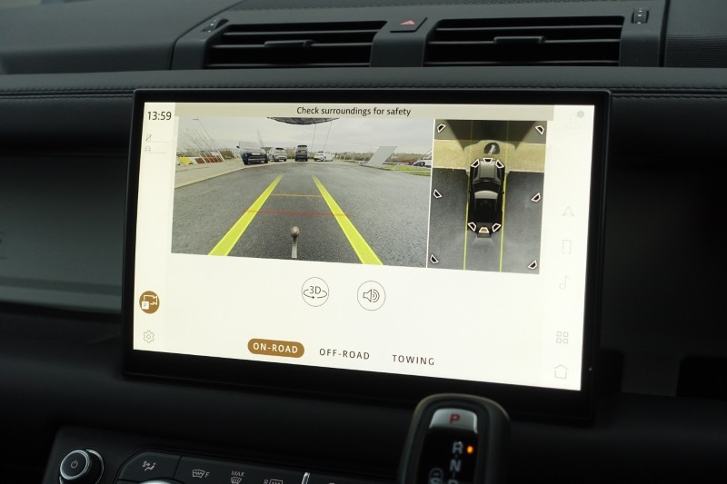 2024 (24) LAND ROVER DEFENDER 3.0 D300 X-Dynamic HSE 90 3dr Auto 4891202