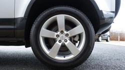 2024 (24) LAND ROVER DEFENDER 3.0 D300 X-Dynamic HSE 90 3dr Auto 4891220