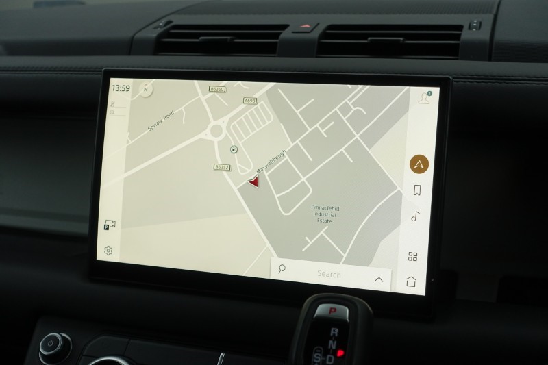 2024 (24) LAND ROVER DEFENDER 3.0 D300 X-Dynamic HSE 90 3dr Auto 4891201