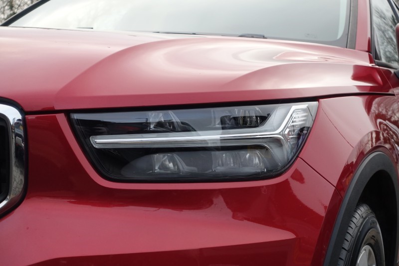 2020 (20) VOLVO XC40 1.5 T3 [163] Momentum 5dr 4933592