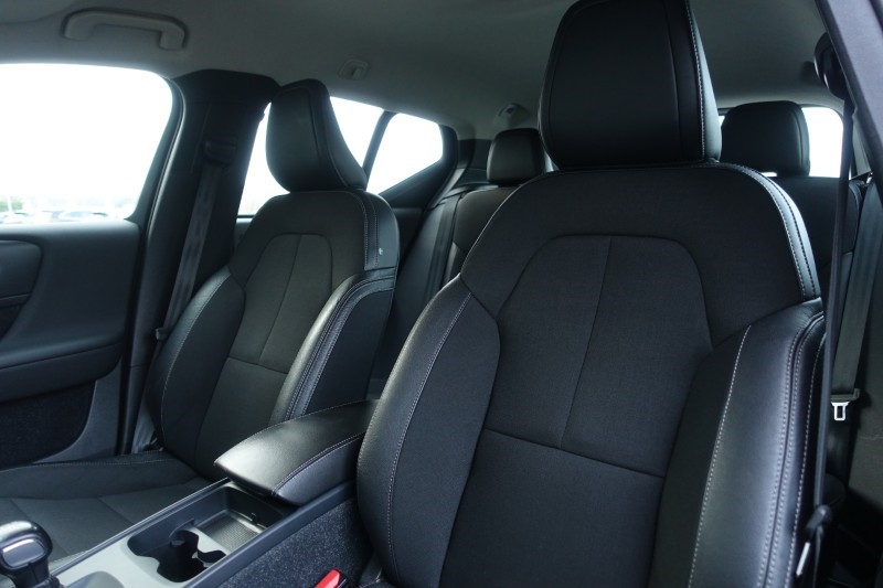 2020 (20) VOLVO XC40 1.5 T3 [163] Momentum 5dr 4933619