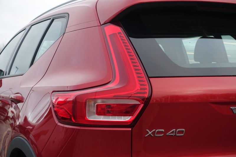 2020 (20) VOLVO XC40 1.5 T3 [163] Momentum 5dr 4933583
