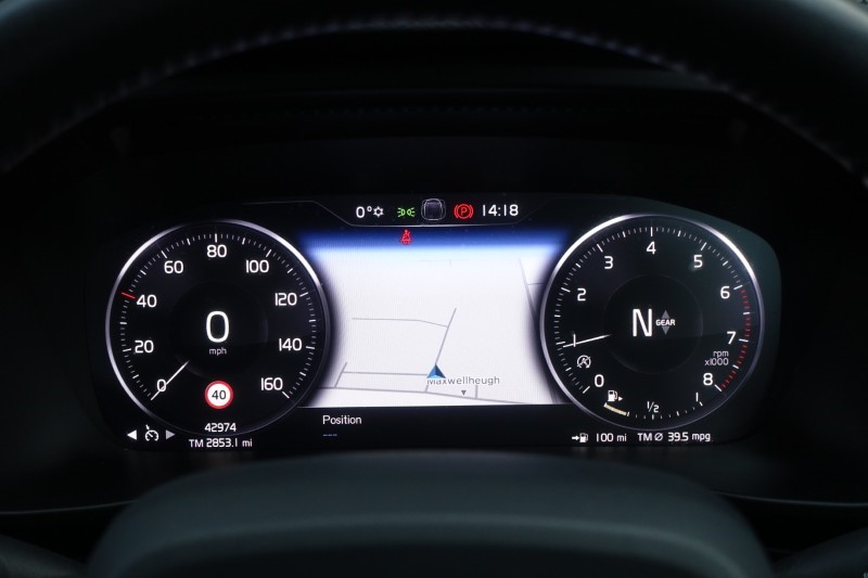 2020 (20) VOLVO XC40 1.5 T3 [163] Momentum 5dr 4933580