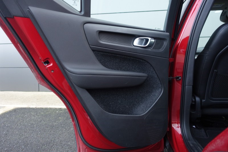 2020 (20) VOLVO XC40 1.5 T3 [163] Momentum 5dr 4933613