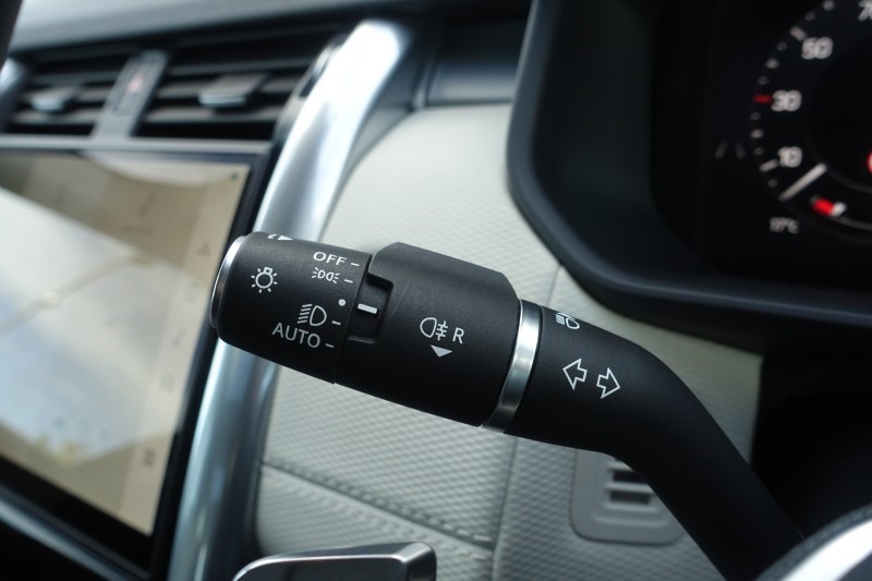 2025 (25) LAND ROVER DISCOVERY 3.0 D350 Dynamic SE 5dr Auto 4890249